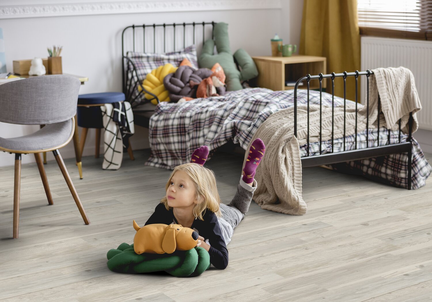 mia - bedroom.jpg